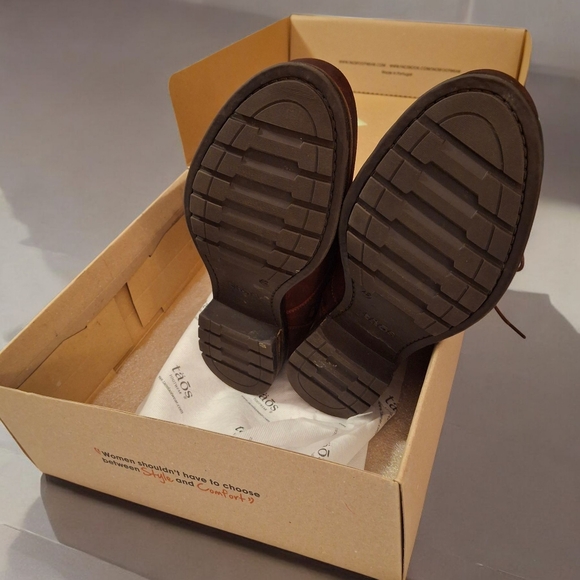 Taos Footwear Women's Combat Boots - Deep Red - Picture 4 of 16